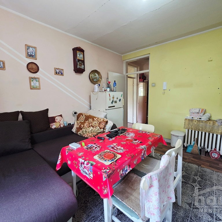 Stan Prodaja Novi Sad  50 m2