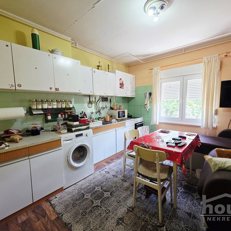 Stan Prodaja Novi Sad  50 m2
