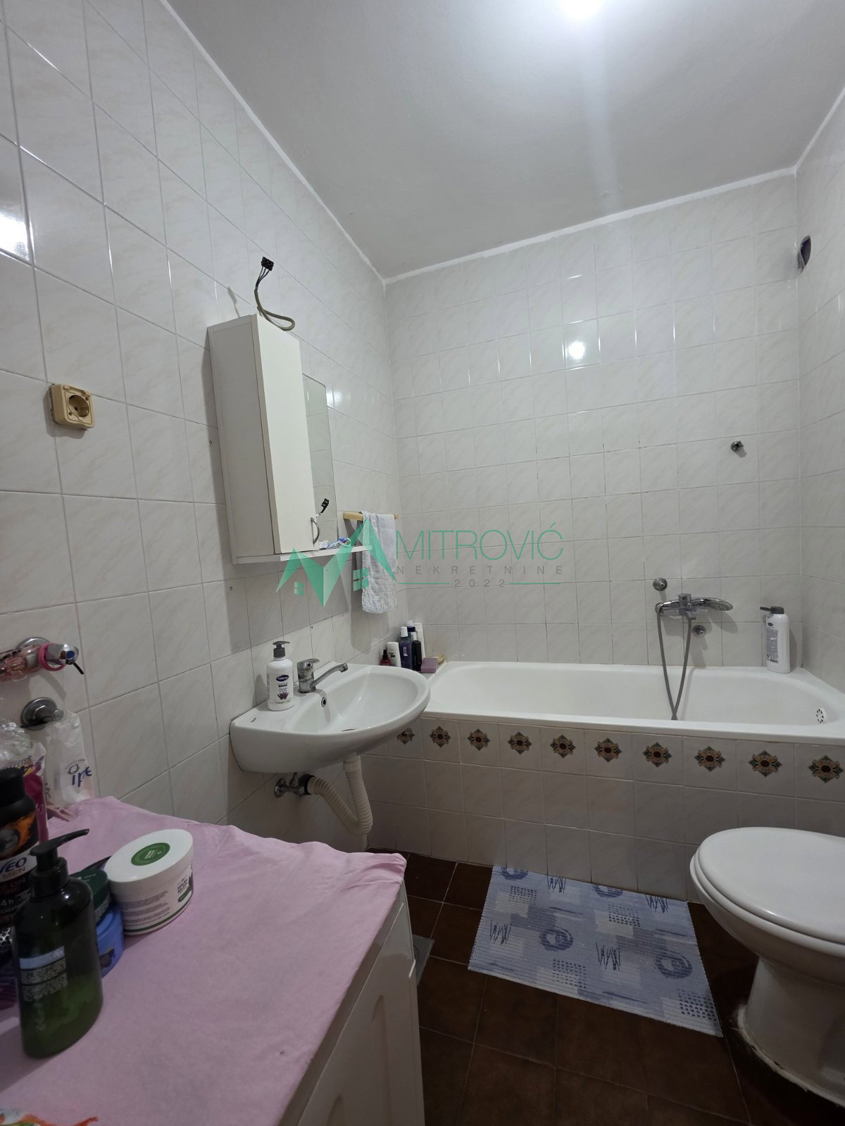 stanovi-2-po-novo-naselje-ns-1003733-wjopl Dvosoban stan na prodaju, Novo Naselje, Novi Sad, 54m², 139.050 €