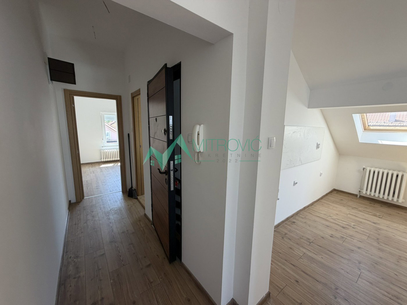Dvosoban stan na prodaju, Sremska Kamenica, Novi Sad, 54m², 3. sprat, 108.000 €