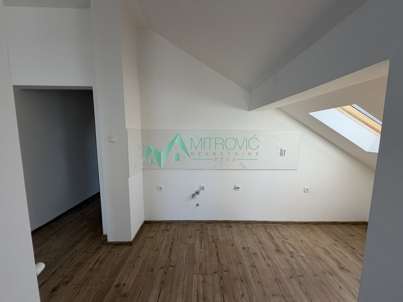 Dvosoban stan na prodaju, Sremska Kamenica, Novi Sad, 54m², 3. sprat, 108.000 €