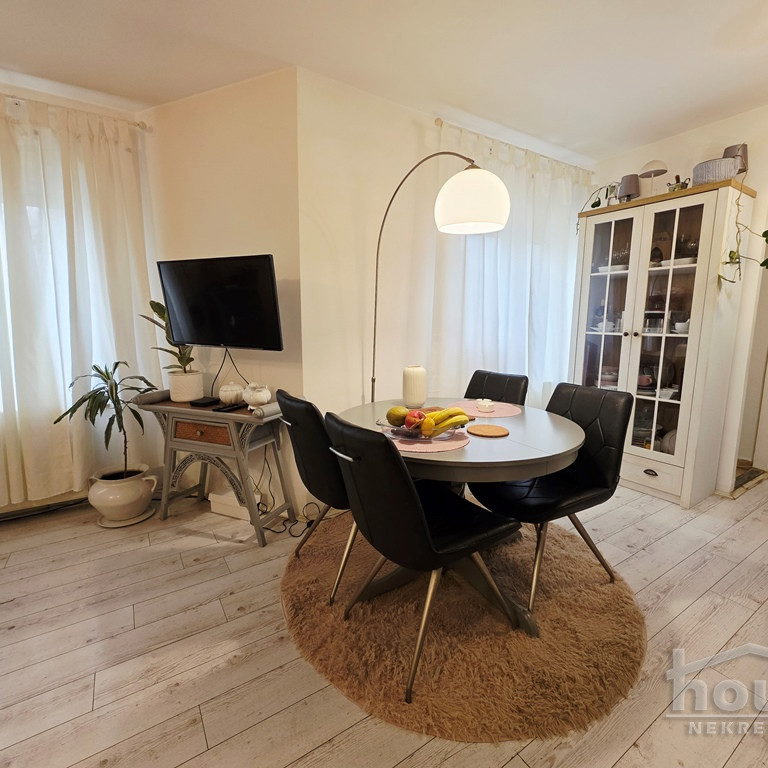Stan Prodaja Novi Sad  57 m2