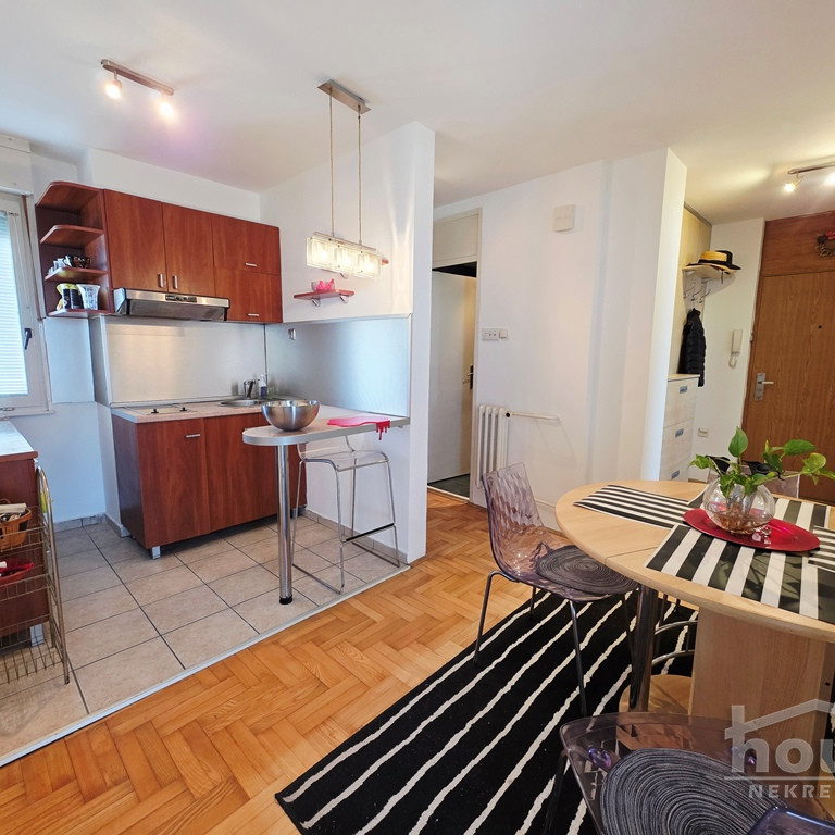 Stan Prodaja Novi Sad  51 m2