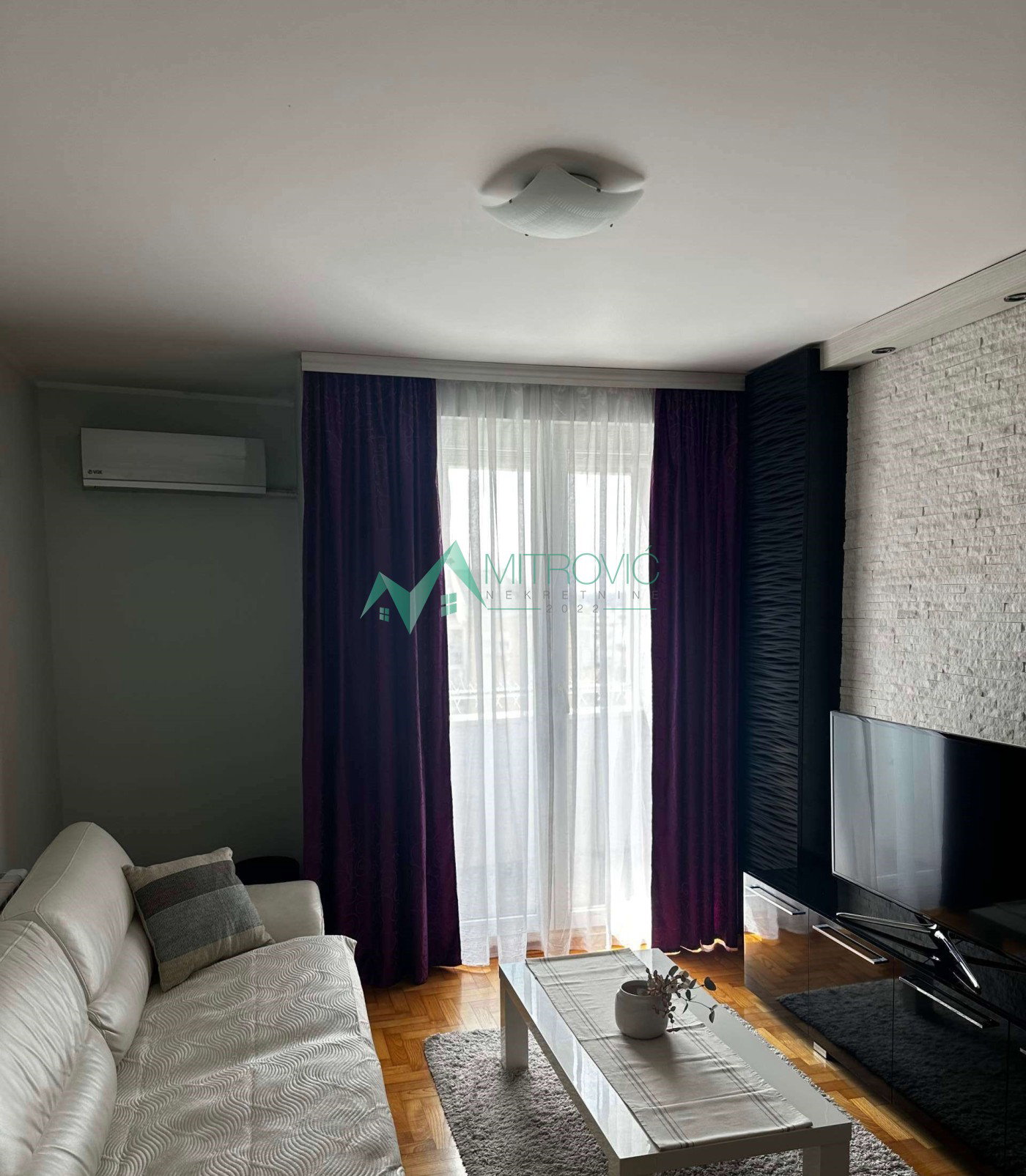 stanovi-2-re-adamoviCevo-naselje-1004189-zvdlg Dvosoban stan na prodaju, Adamovićevo Naselje, Novi Sad, 42m², 142.140 €