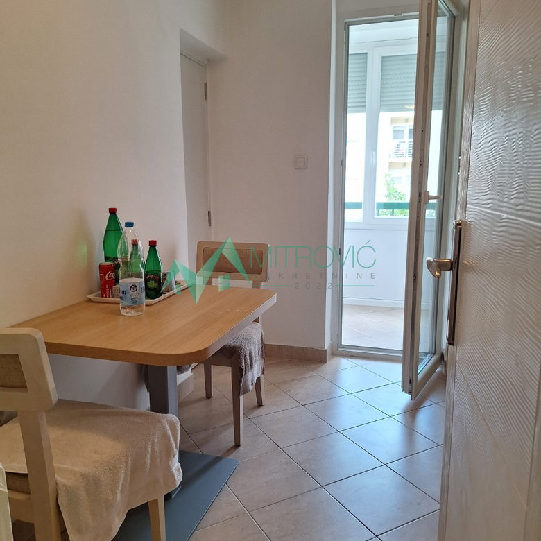 Dvosoban stan na prodaju, Adamovićevo Naselje, Novi Sad, 64m², 175.000 €