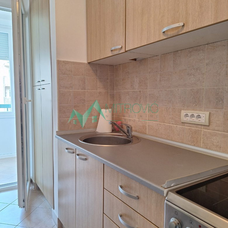 Dvosoban stan na prodaju, Adamovićevo Naselje, Novi Sad, 64m², 175.000 €