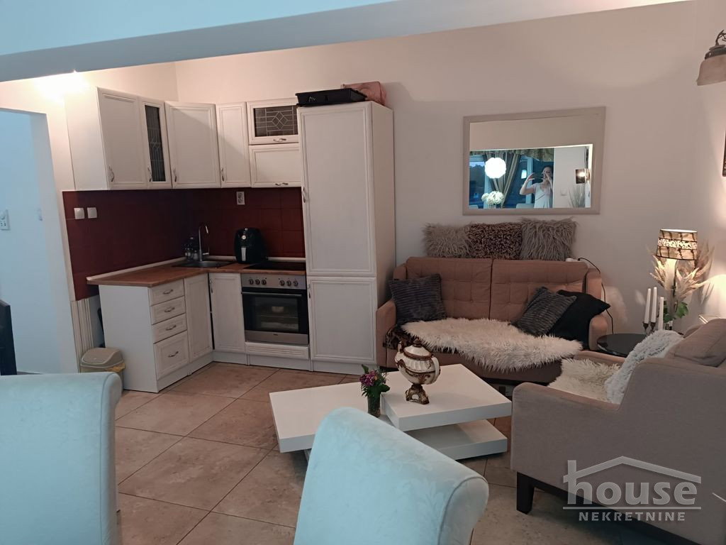 stanovi-2-re-bulevar-1098346-r1dl9 Dvosoban stan na prodaju, Bulevar Oslobođenja, Novi Sad, 52m², 4. sprat, 121.500 €