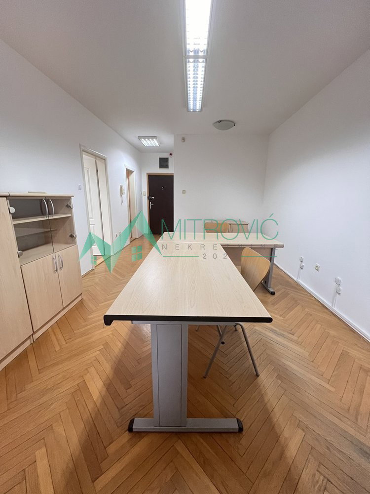stanovi-2-re-bulevar-osloboDJenja-1001828-7jujr Dvosoban stan na prodaju, Bulevar Oslobođenja, Novi Sad, 46m², 146.260 €