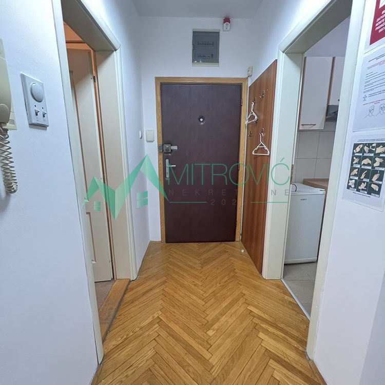 Dvosoban stan na prodaju, Bulevar Oslobođenja, Novi Sad, 46m², 146.260 €