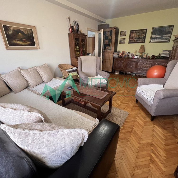 Dvosoban stan na prodaju, Bulevar Oslobođenja, Novi Sad, 54m², 175.100 €