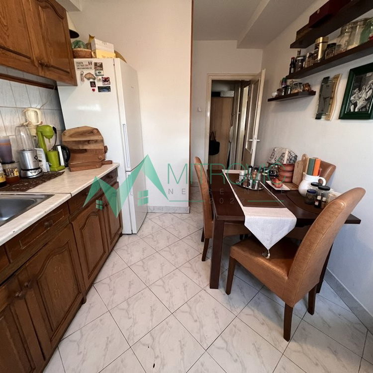Dvosoban stan na prodaju, Bulevar Oslobođenja, Novi Sad, 54m², 175.100 €
