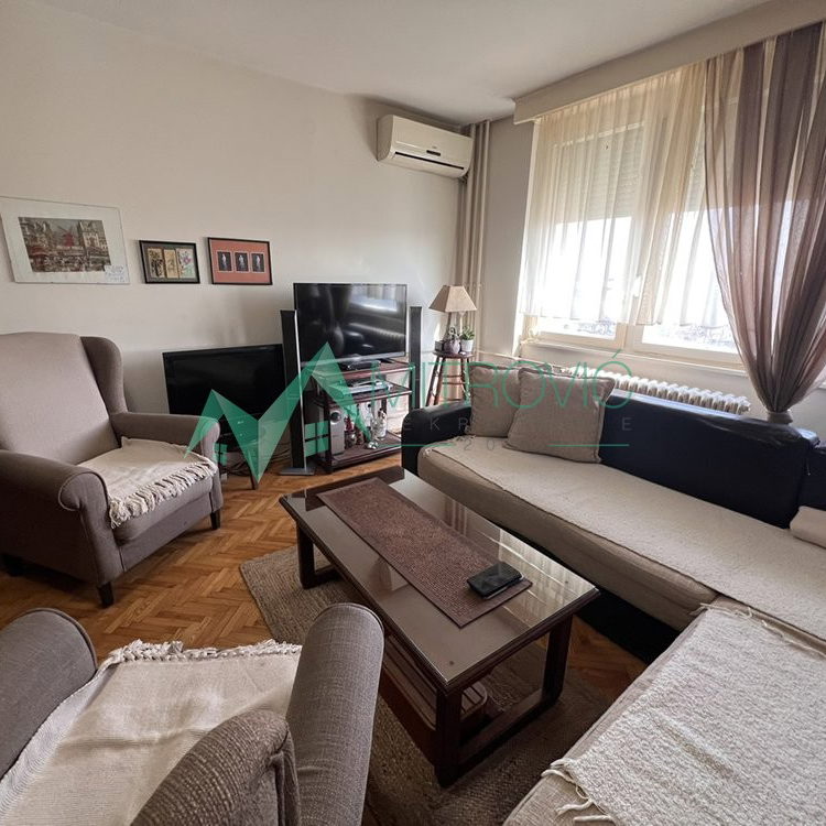 Dvosoban stan na prodaju, Bulevar Oslobođenja, Novi Sad, 54m², 175.100 €