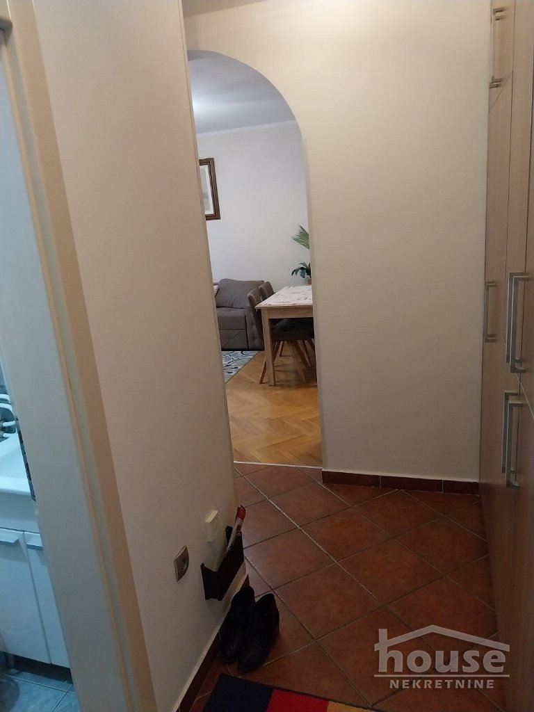 Dvosoban stan na prodaju, Cara Dušana, Novi Sad, 43m², 2. sprat, 142.000 €