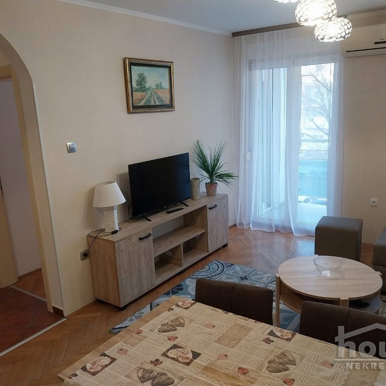 Dvosoban stan na prodaju, Cara Dušana, Novi Sad, 43m², 2. sprat, 142.000 €