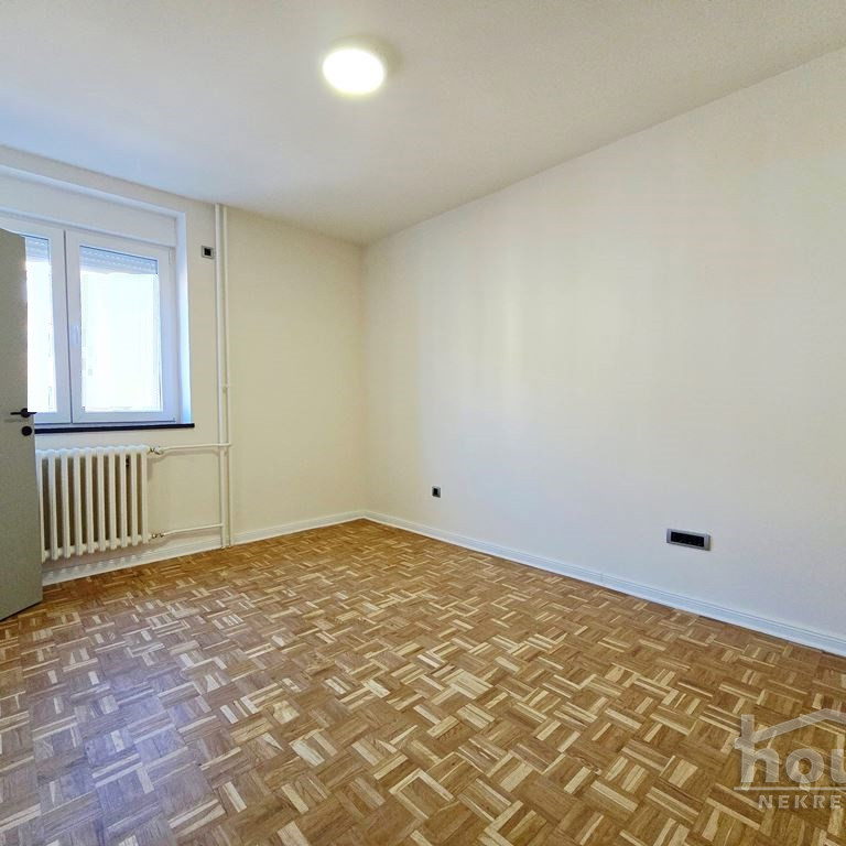 Dvosoban stan na prodaju, Cara Dušana, Novi Sad, 64m², 3. sprat, 182.400 €