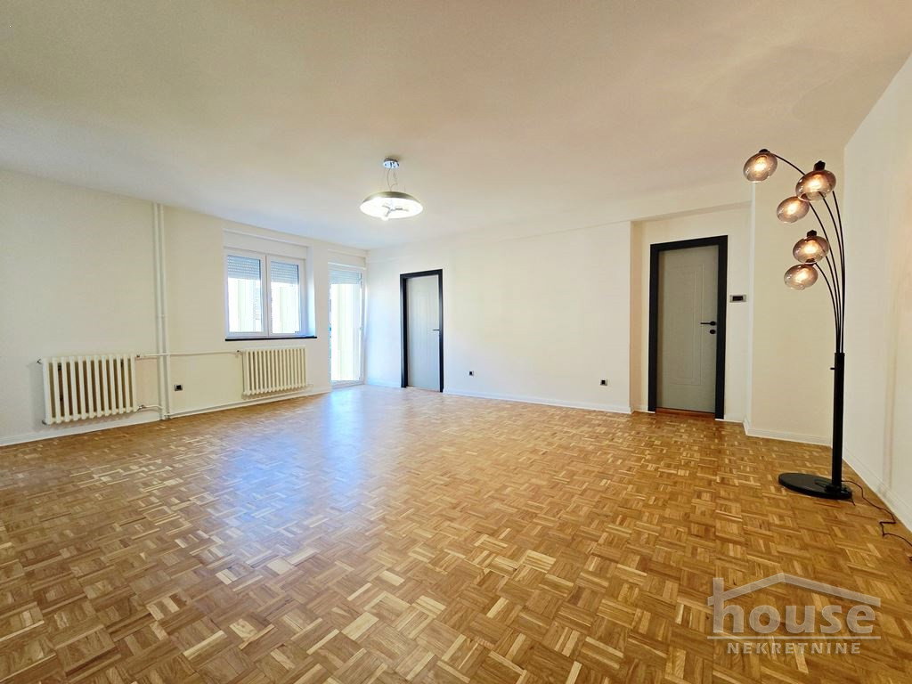 Dvosoban stan na prodaju, Cara Dušana, Novi Sad, 64m², 3. sprat, 182.400 €