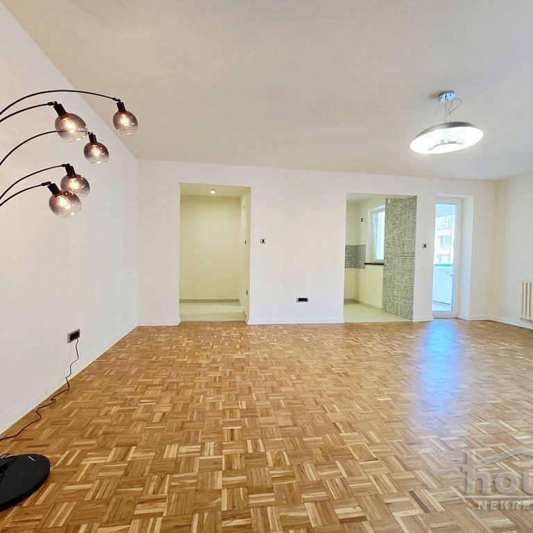 Stan Prodaja Novi Sad  64 m2