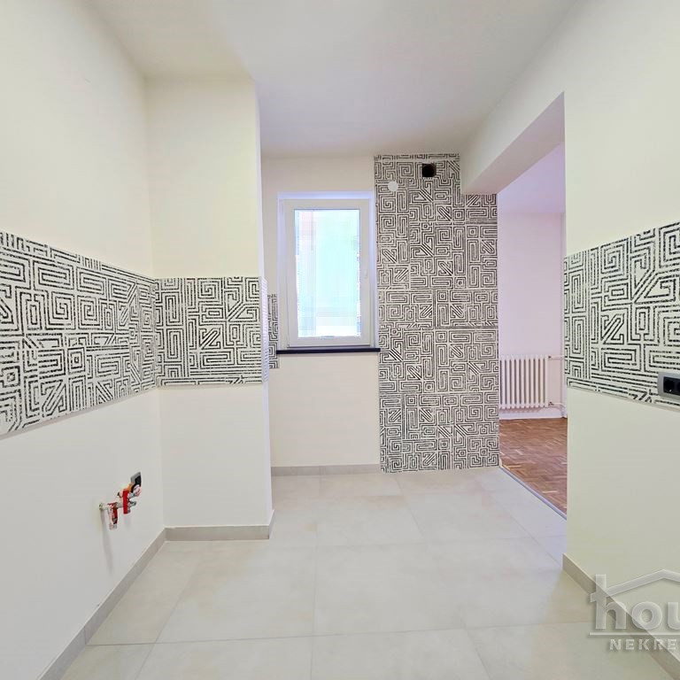 Stan Prodaja Novi Sad  64 m2