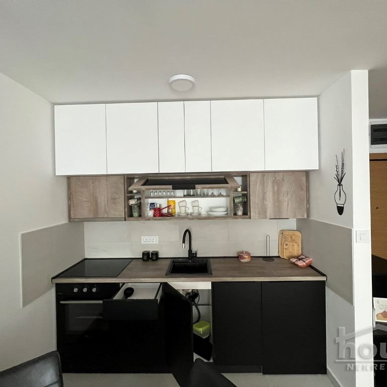 Dvosoban stan na prodaju, Centar, Novi Sad, 48m², 1. sprat, 180.000 €