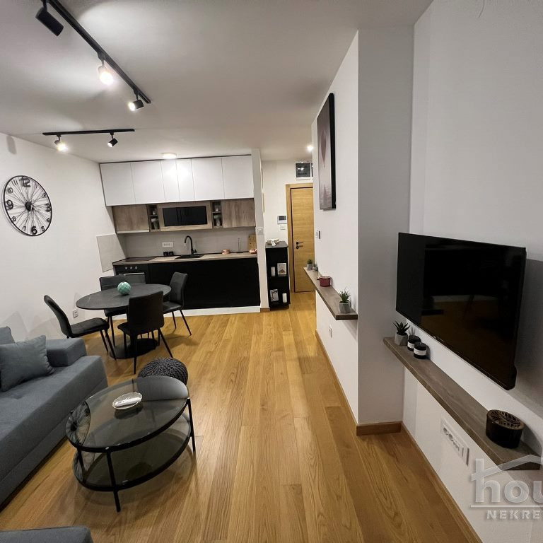 Stan Prodaja Novi Sad  48 m2
