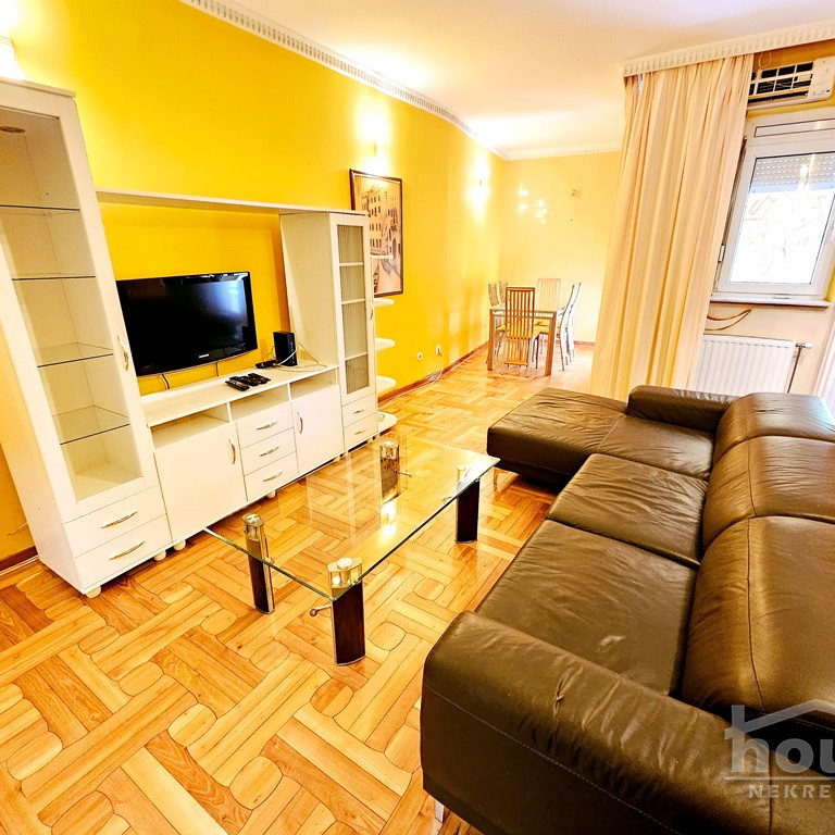 Stan Prodaja Novi Sad  64 m2