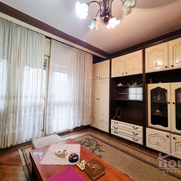 Stan Prodaja Novi Sad  64 m2