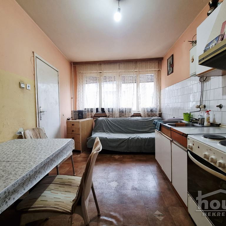 Stan Prodaja Novi Sad  64 m2
