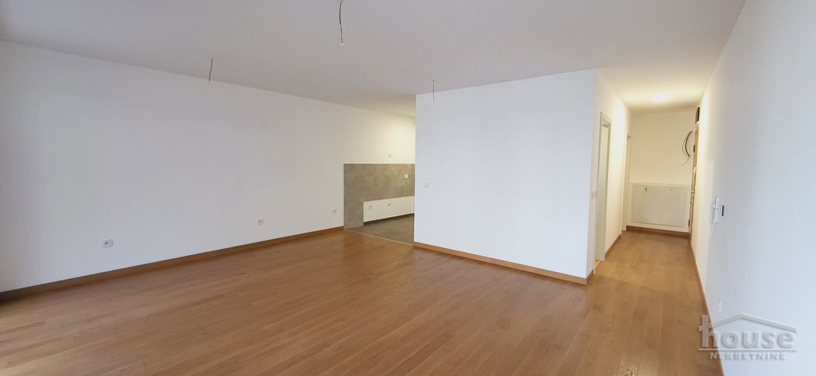 stanovi-2-re-centar-1098760-e264r Dvosoban stan na prodaju, Centar, Novi Sad, 50m², 2. sprat, 235.870 €