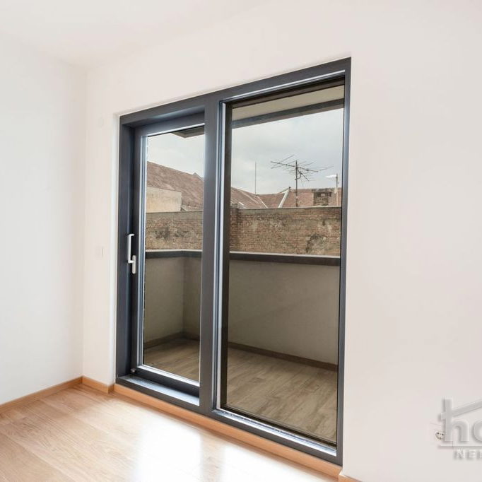 Stan Prodaja Novi Sad  50 m2