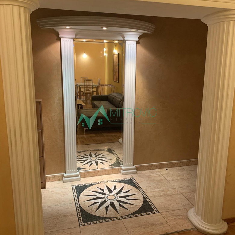 Dvosoban stan na prodaju, Centar, Novi Sad, 64m², 197.700 €