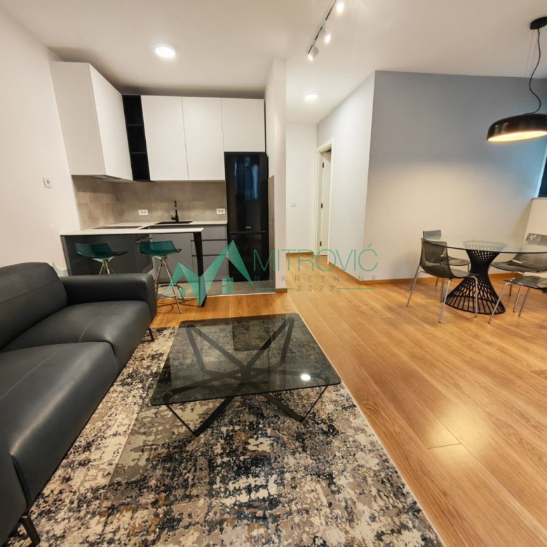 Dvosoban stan na prodaju, Centar, Novi Sad, 49m², 191.780 €