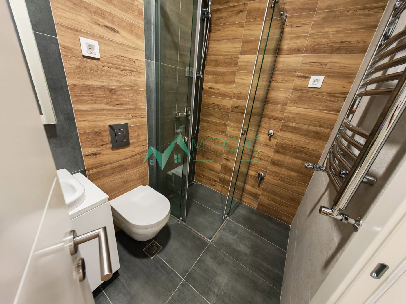 stanovi-2-re-centar-ns-1004333-sbjpf Dvosoban stan na prodaju, Centar, Novi Sad, 49m², 191.780 €