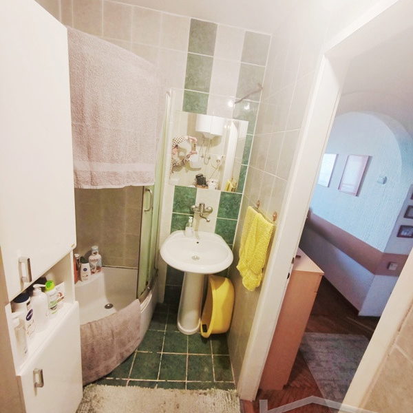 Dvosoban stan na prodaju, Detelinara, Novi Sad, 46m², 2. sprat, 150.000 €