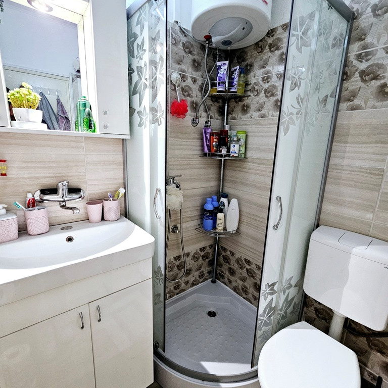 Dvosoban stan na prodaju, Detelinara, Novi Sad, 43m², 4. sprat, 115.000 €