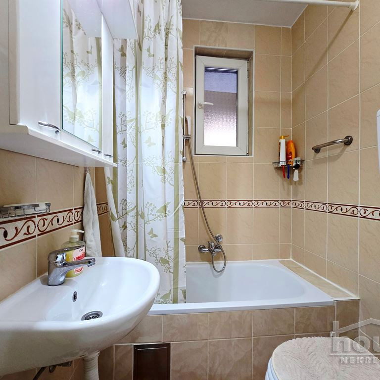 Dvosoban stan na prodaju, Detelinara, Novi Sad, 45m², 121.500 €