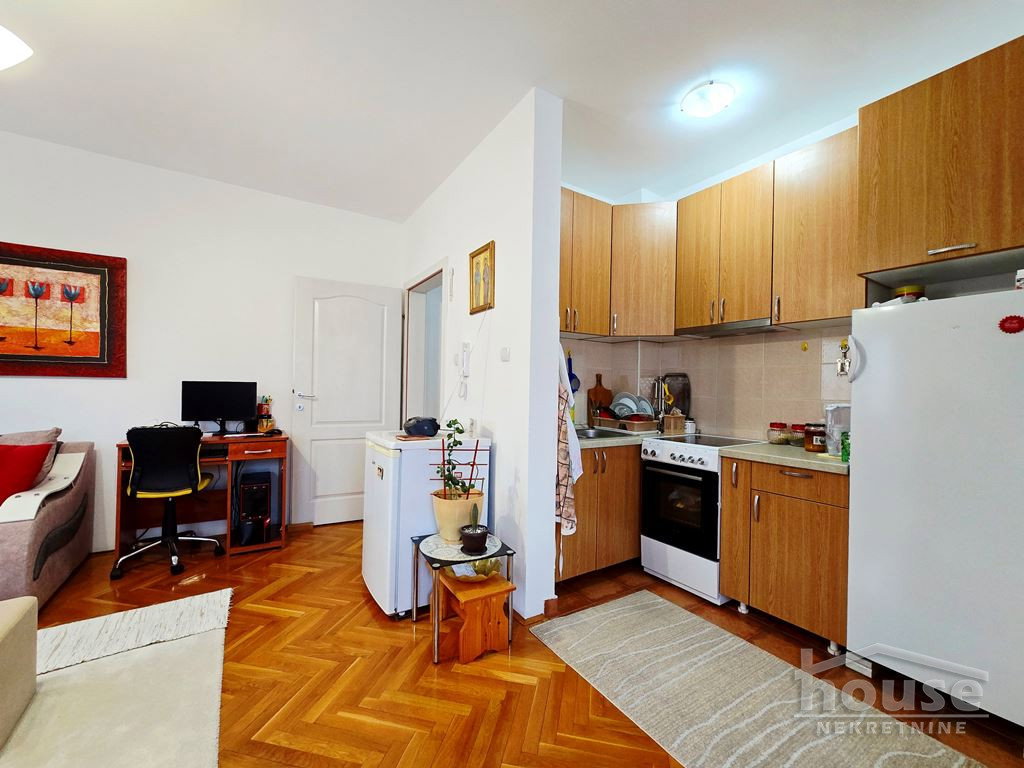 Stan Prodaja Novi Sad  45 m2
