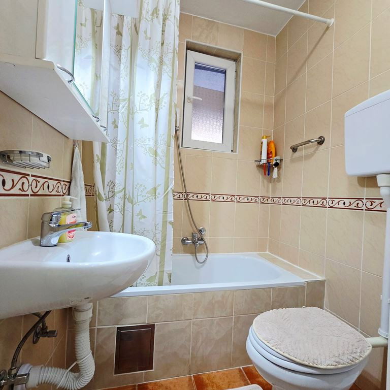 Dvosoban stan na prodaju, Detelinara, Novi Sad, 45m², 121.500 €