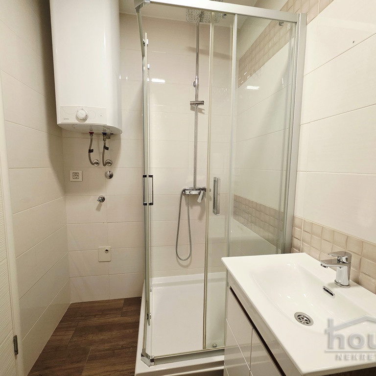 Stan Prodaja Novi Sad  40 m2