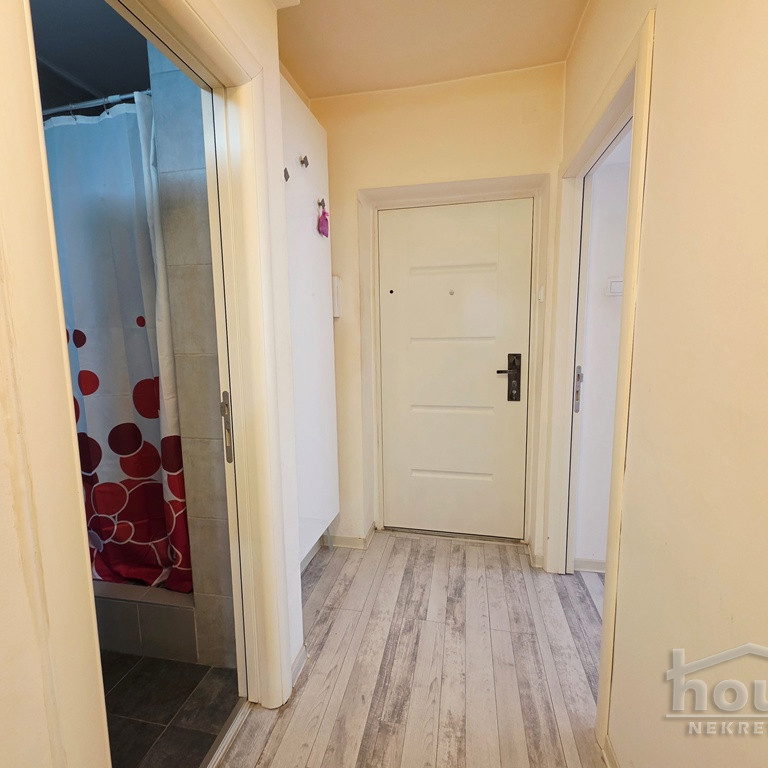 Dvosoban stan na prodaju, Detelinara, Novi Sad, 51m², 120.000 €