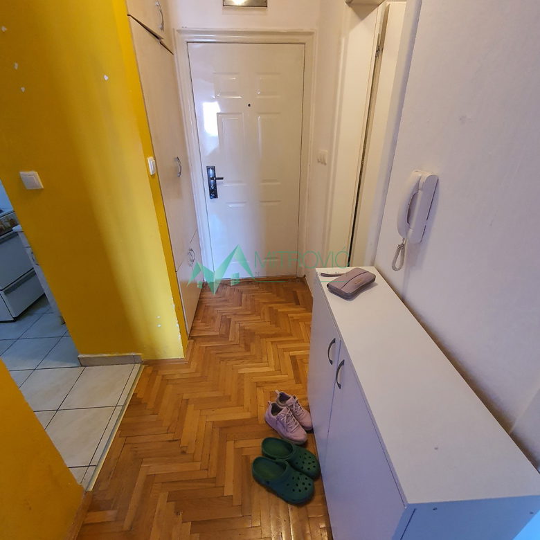 Stan Prodaja Novi Sad  40 m2