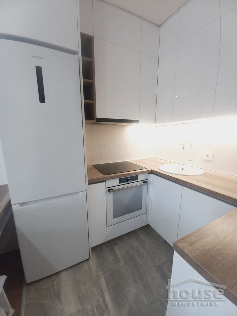 Stan Prodaja Novi Sad  43 m2