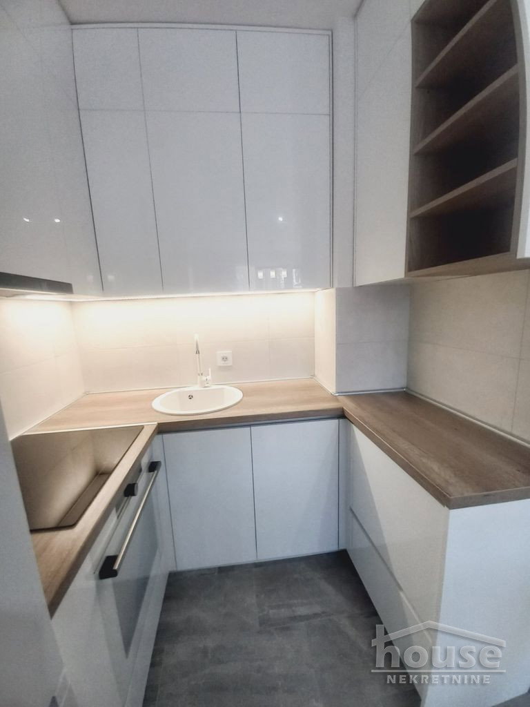 Stan Prodaja Novi Sad  43 m2