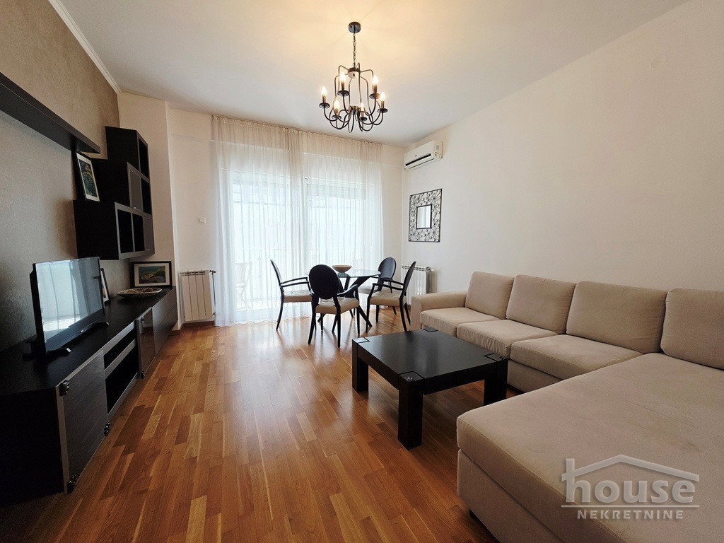 Stan Prodaja Novi Sad  56 m2