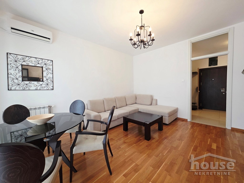 Stan Prodaja Novi Sad  56 m2
