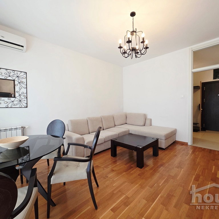 Stan Prodaja Novi Sad  56 m2