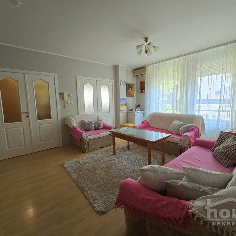 Stan Prodaja Novi Sad  69 m2
