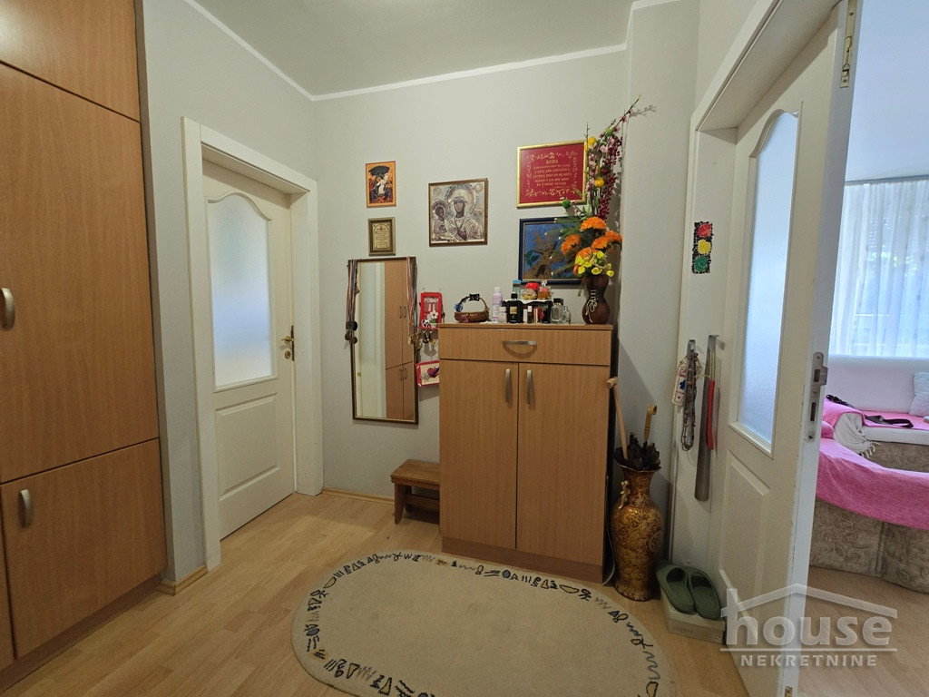 Dvosoban stan na prodaju, Lipov Gaj, Novi Sad, 69m², 150.000 €