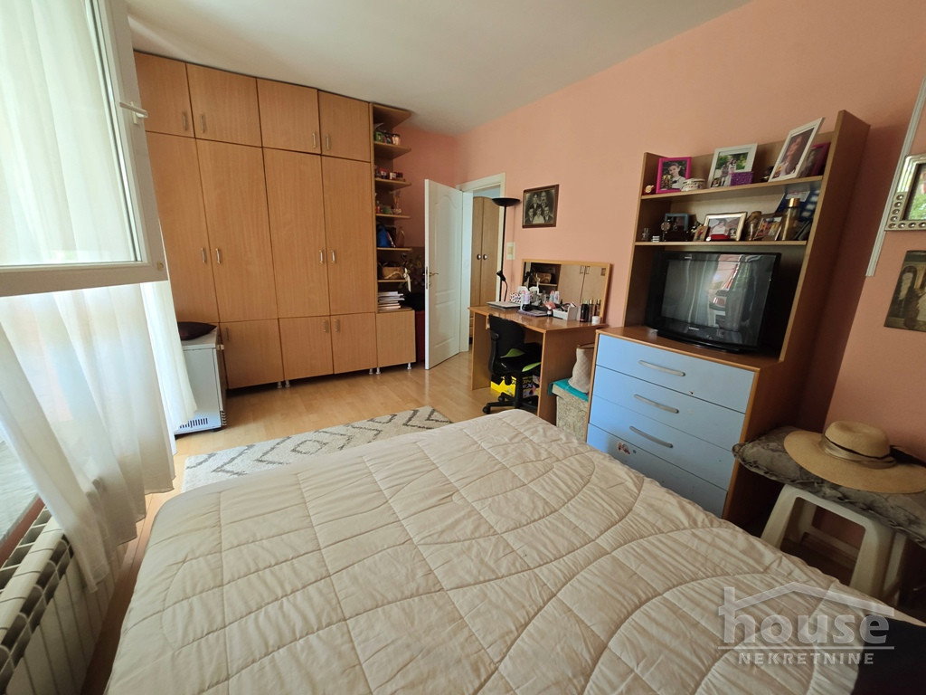 Dvosoban stan na prodaju, Lipov Gaj, Novi Sad, 69m², 150.000 €