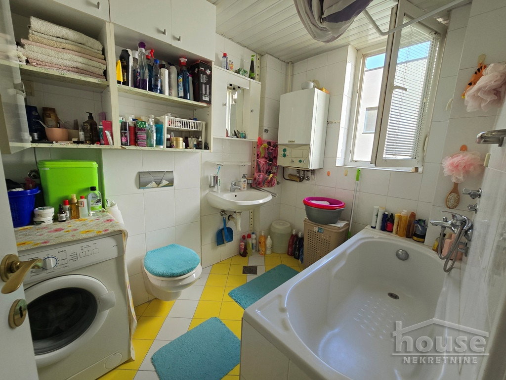 Dvosoban stan na prodaju, Lipov Gaj, Novi Sad, 69m², 150.000 €