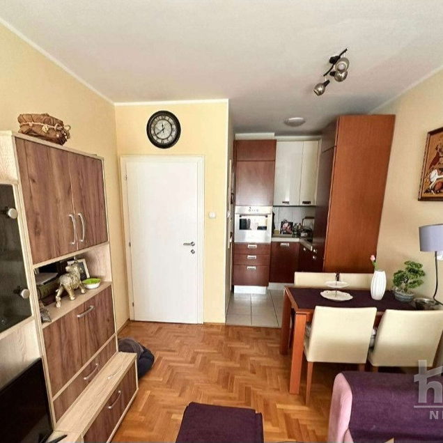 Stan Prodaja Novi Sad  41 m2